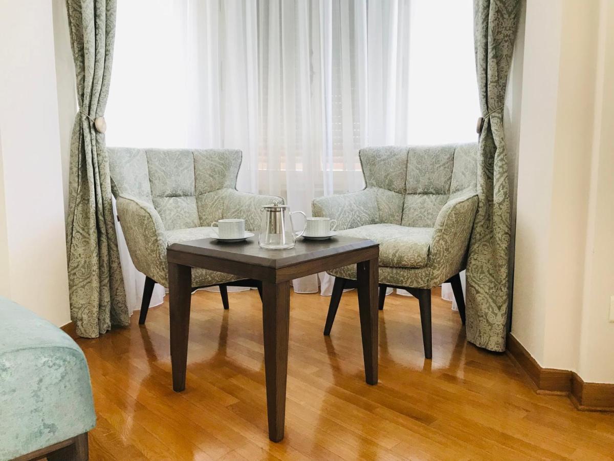 Knez Sima Jacuzzi, 3 Bedrooms, Balcony In Stari Grad Beograd Eksteriør bilde